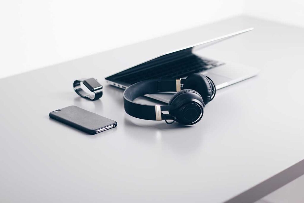 JBL Tune 520 BT Over Ear Headphone