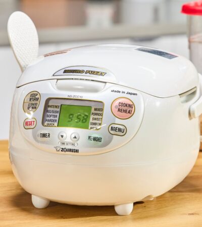 Zojirushi Neuro Fuzzy 10-Cup Rice Cooker